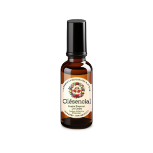 Aceite esencial de cedro